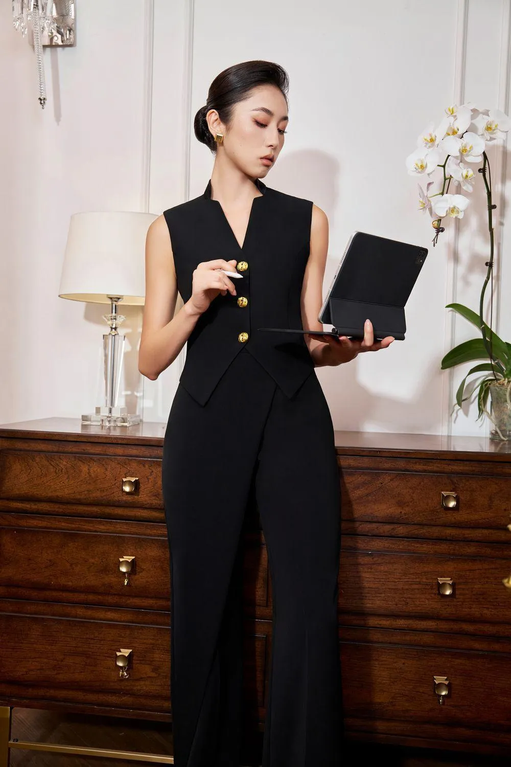 Edith Cropped V-Neck Gabardine Vest