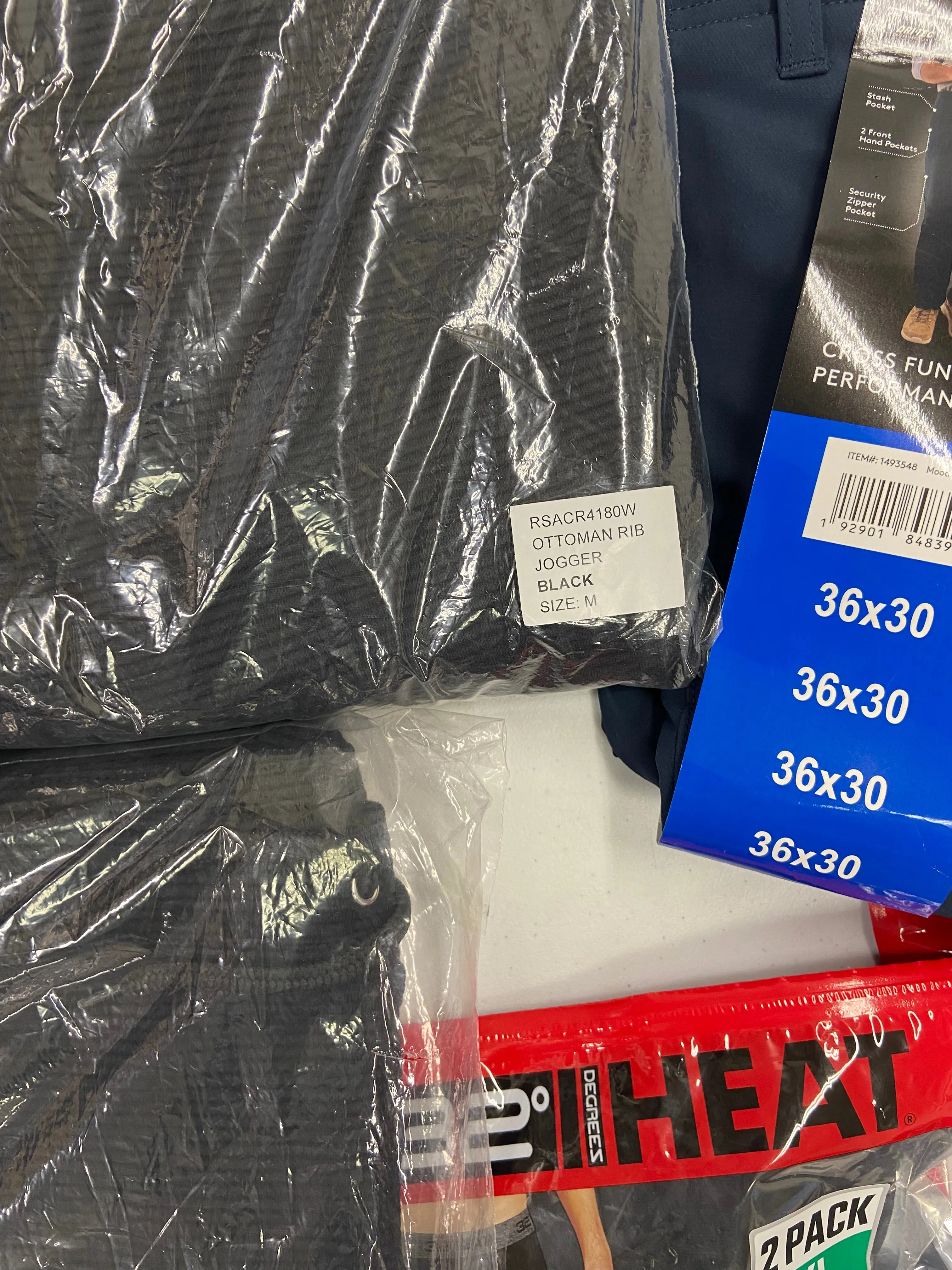 Men's Clothing Pants & Thermal Bottoms Wholesale Lot, EDDIE BAUER, HI-TEC PERFORMANCE, 32 DEGREES and more, 10 items, Shelf Pulls, MSRP $511
