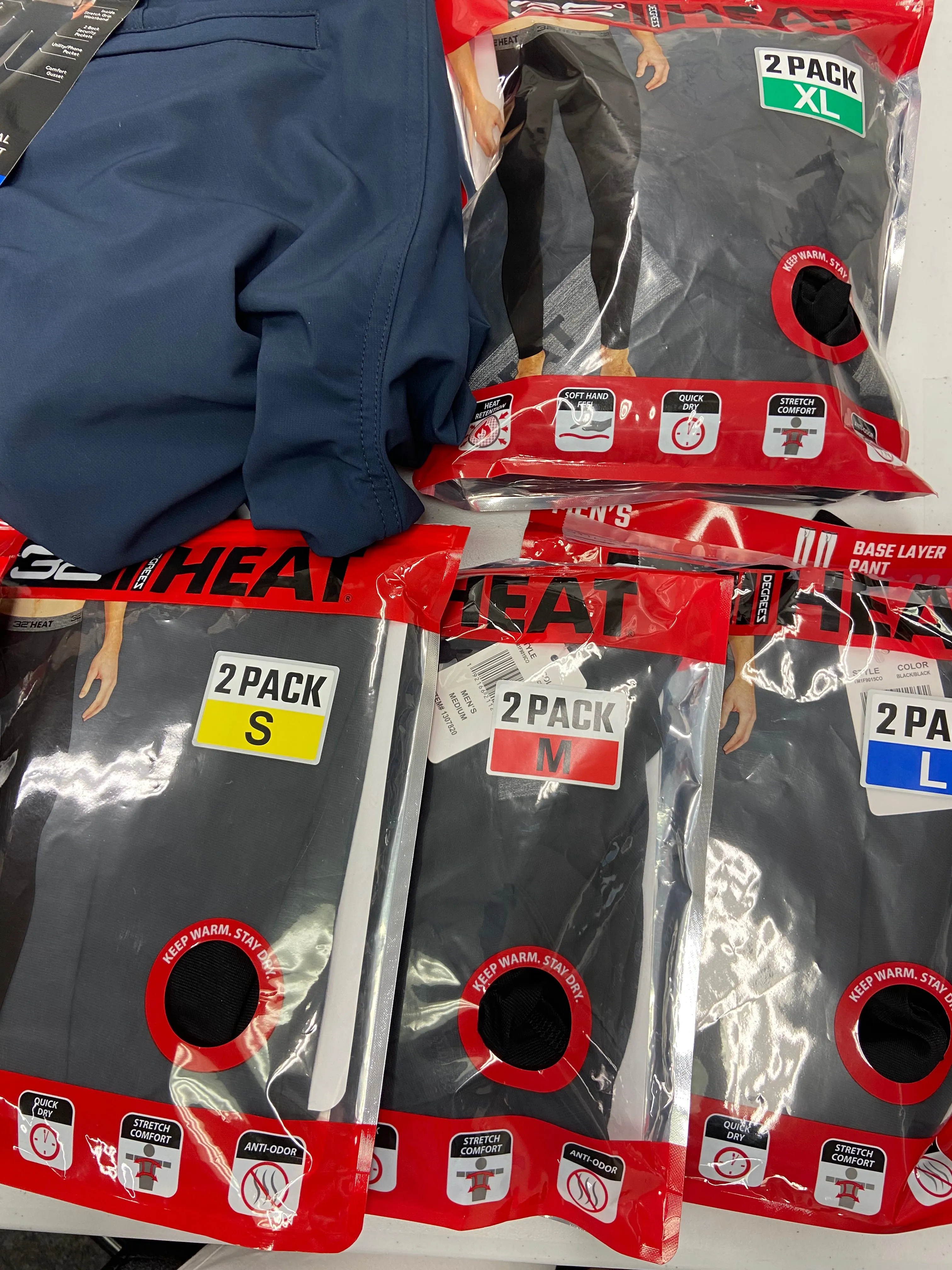 Men's Clothing Pants & Thermal Bottoms Wholesale Lot, EDDIE BAUER, HI-TEC PERFORMANCE, 32 DEGREES and more, 10 items, Shelf Pulls, MSRP $511