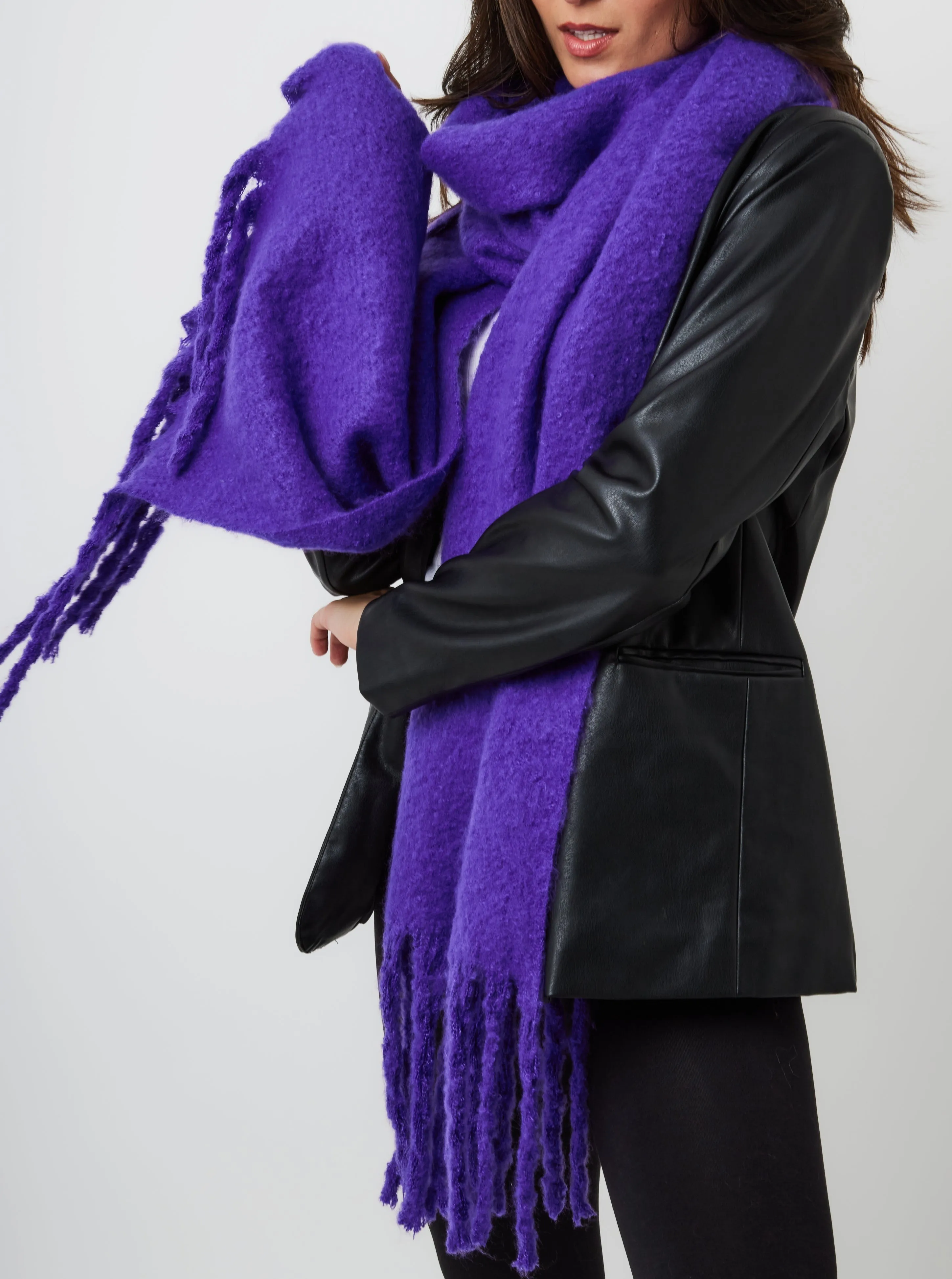 Oversized Chunky Soft Blanket Scarf in Dark Purple